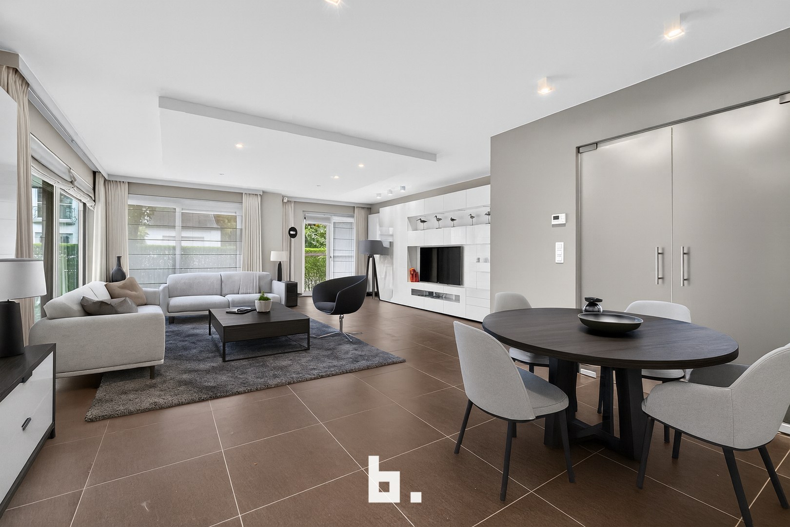 Apartment for sale in Roeselare with 3 bedrooms - photo 2