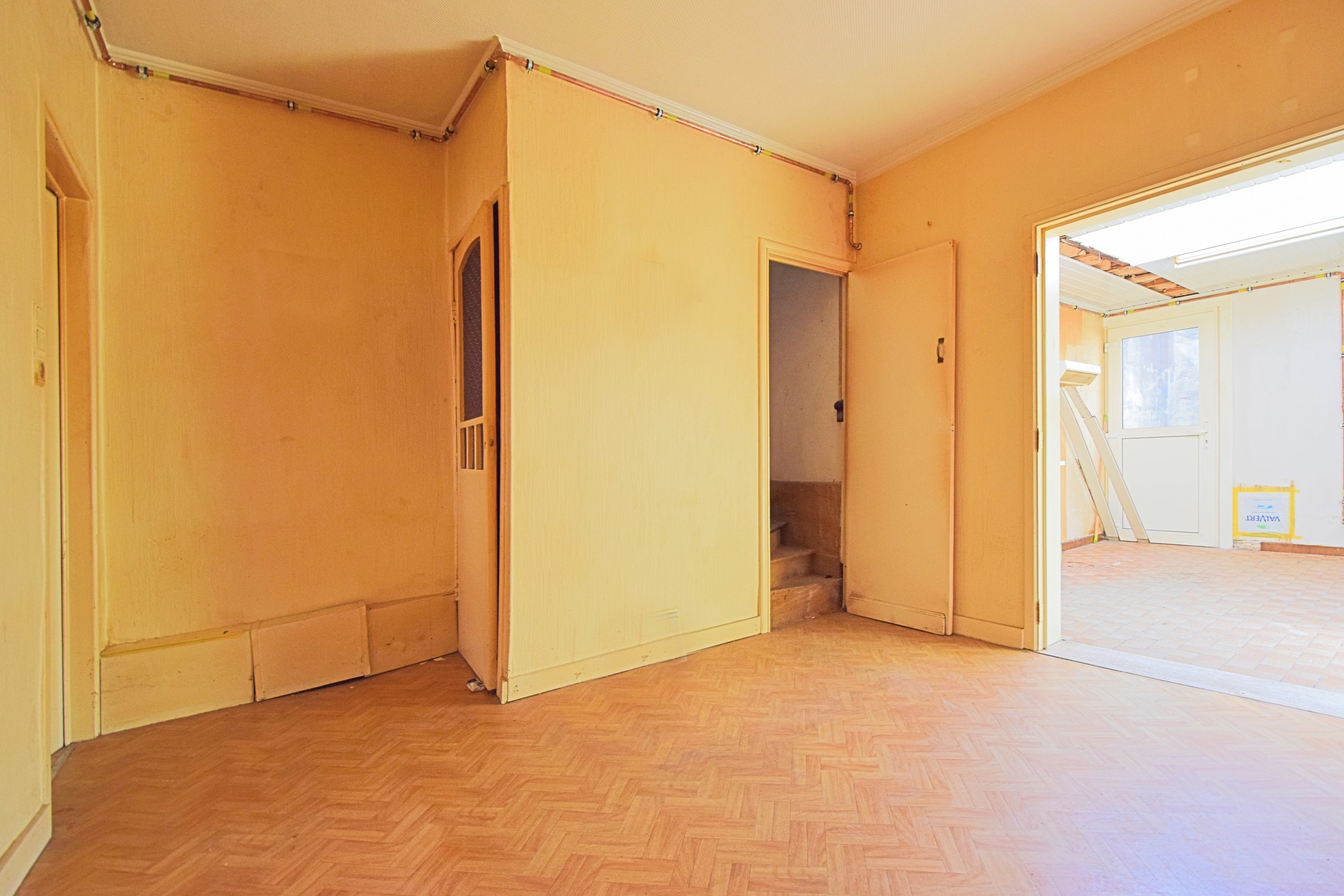 Te renoveren woning te koop in het hart van Gent – Tussen Muinkpark, Sint-Pietersplein en Artevelde hogeschool. - foto 5