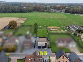 *IN OPTIE* MODERNE VRIJSTAANDE WONING MET 3 SLAAPKAMERS OP EEN PERCEEL VAN 15A46CA TE DILSEN-STOKKEM.TROEVEN- 3 Slaapkamers en een bewoonbare...