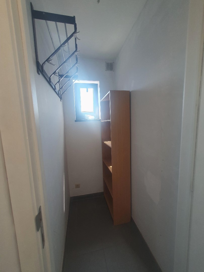 Modern recent appartement met terras: - foto 4