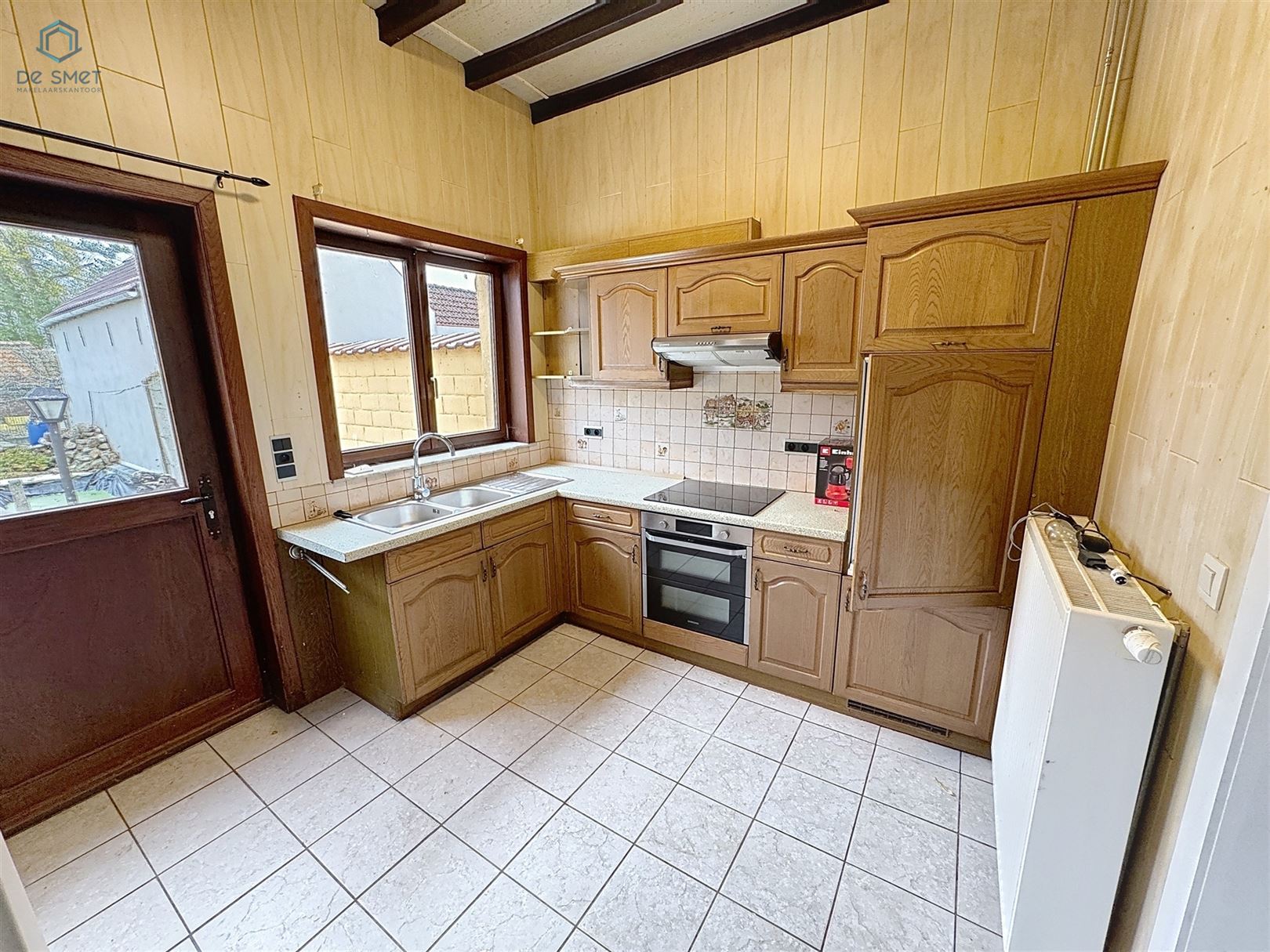 Charming family home with 3 bedrooms, garage and spacious garden in Idegem - photo 5