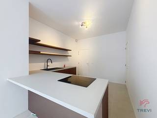 AUDERGHEM, near Boulevard des Invalides, on a quiet street, fully renovated apartment on the ground floor of a small building. The apartment...