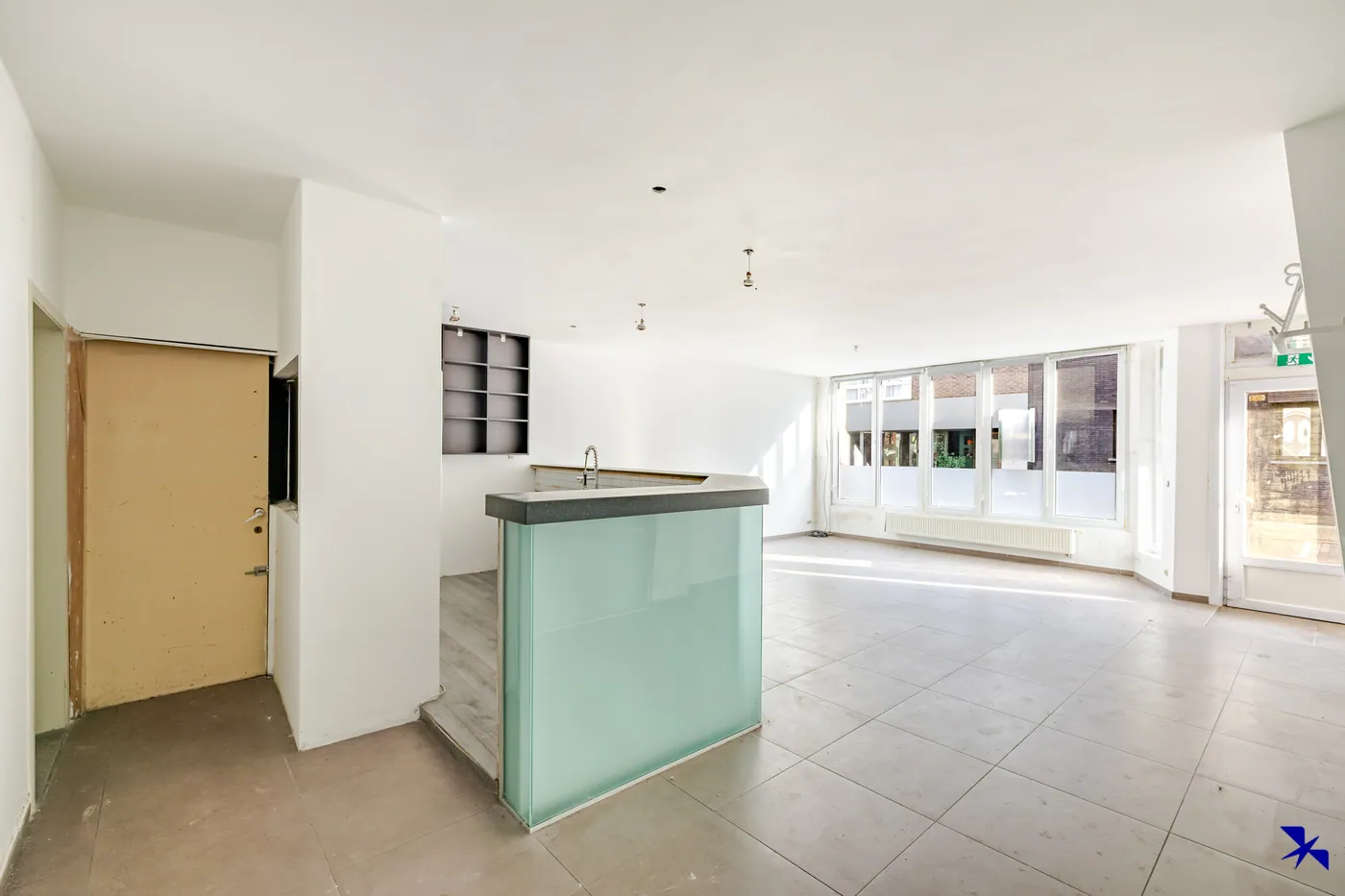 Centrally Located Commercial Property in Willebroek - photo 5