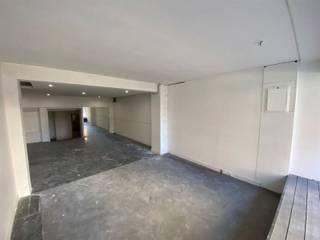 UCCLE - Chée Alsemberg - Dans une belle maison de maître réparties sur 3 étages et située sur les hauteurs de la commune d'Uccle, à 2 pas de...