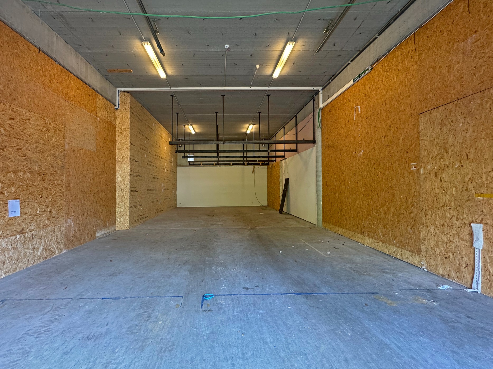 Magazijn 178 m² te huur te Gent - photo 2