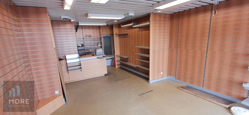 Commerce avec appartement - photo 5