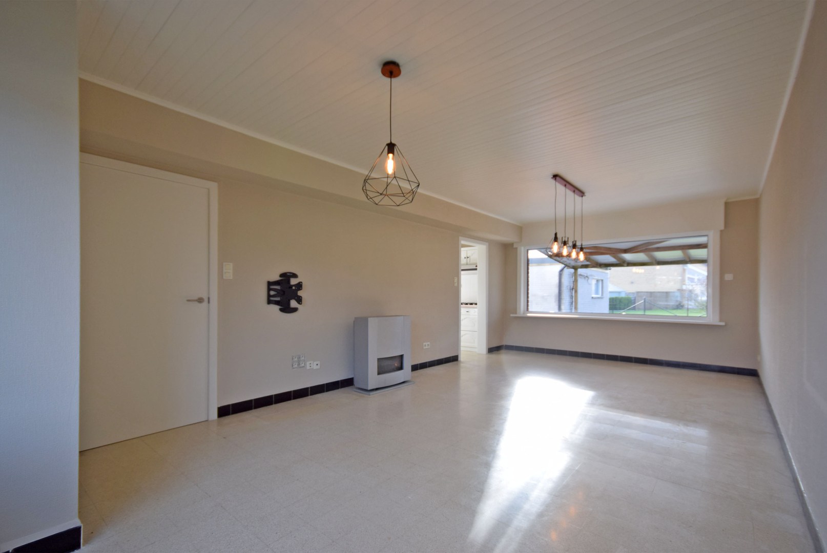 Ruime rijwoning met tuin - foto 2