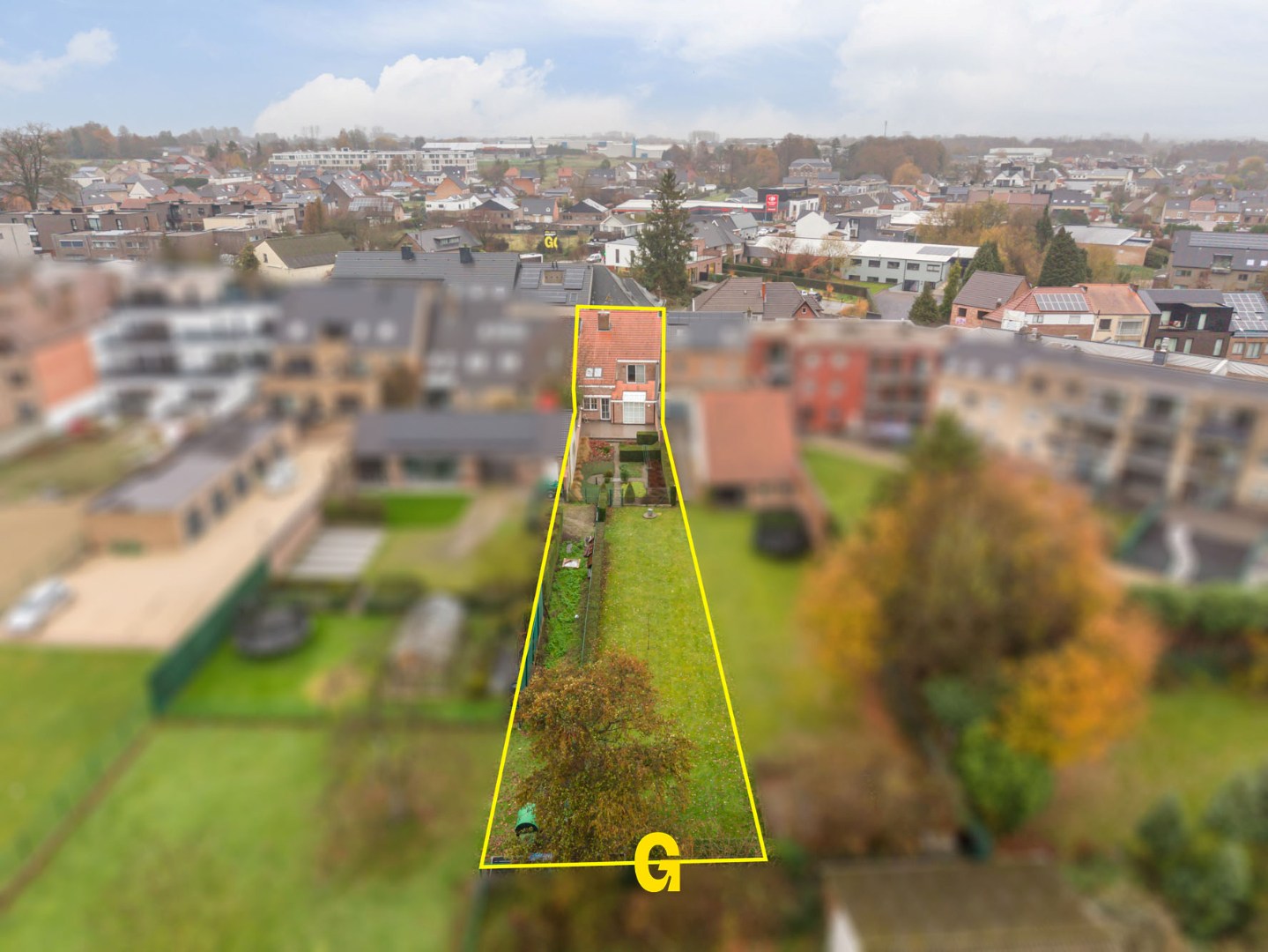 Bijzonder nette rijwoning van zeer degelijke kwaliteit, met tuin op 6a 46ca, vlak bij de dorpskern van Hoeselt. - foto 4