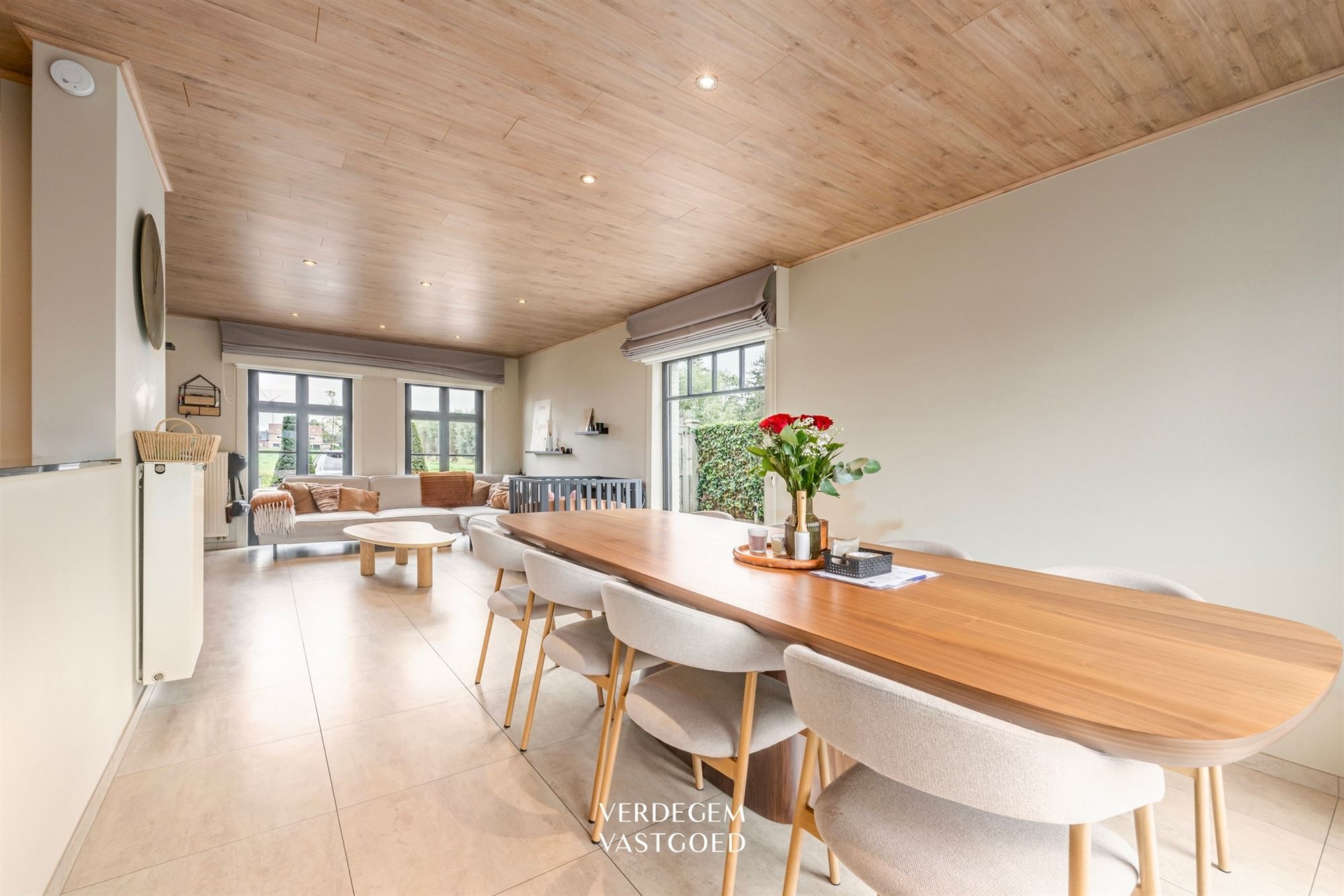 Sfeervolle, energiezuinige halfopen woning met drie slaapkamers en prachtig tuinatelier - foto 4