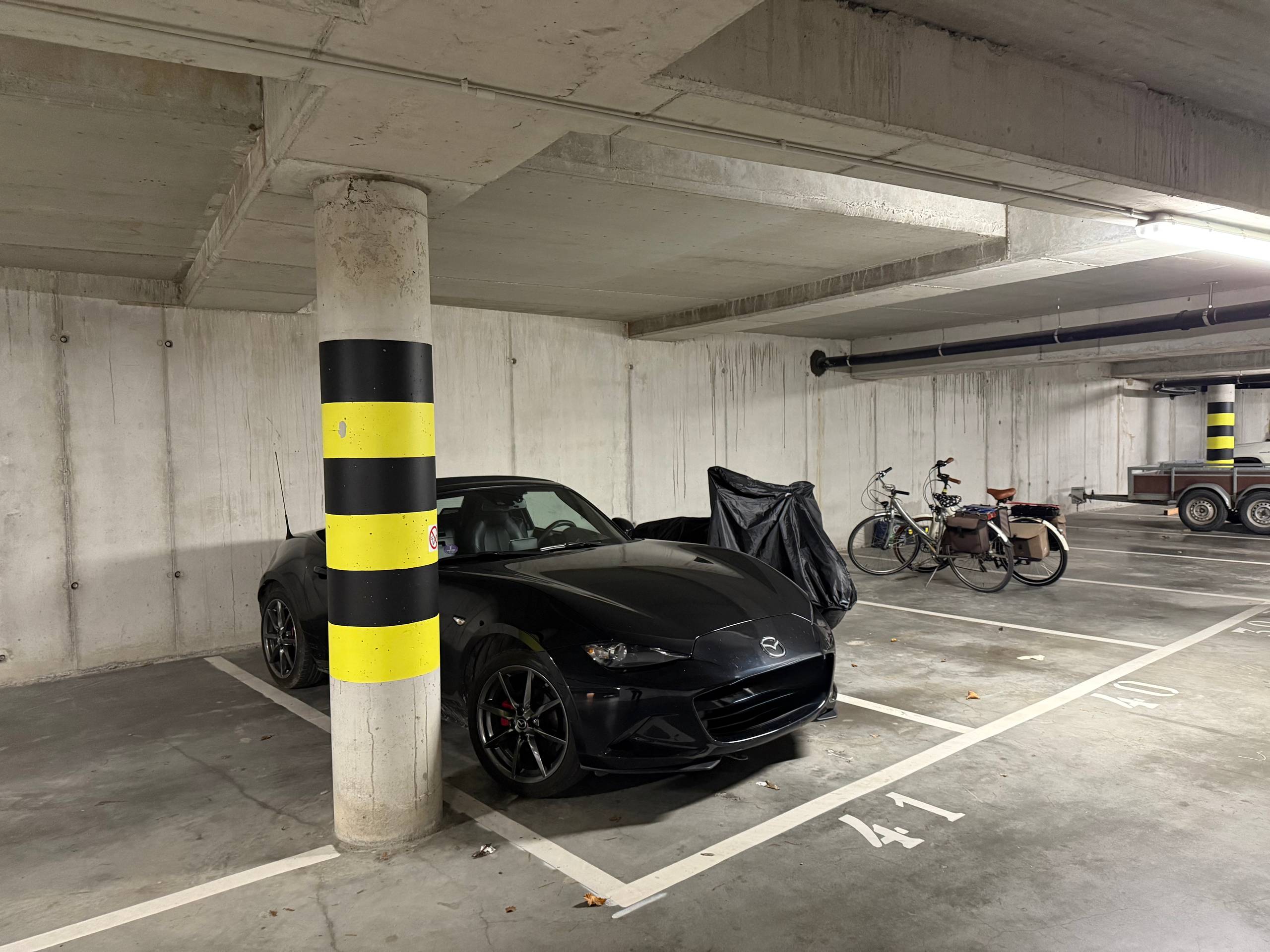 Twee ondergrondse staanplaatsen te koop in Residentie Prinsenhof te Waregem - photo 3