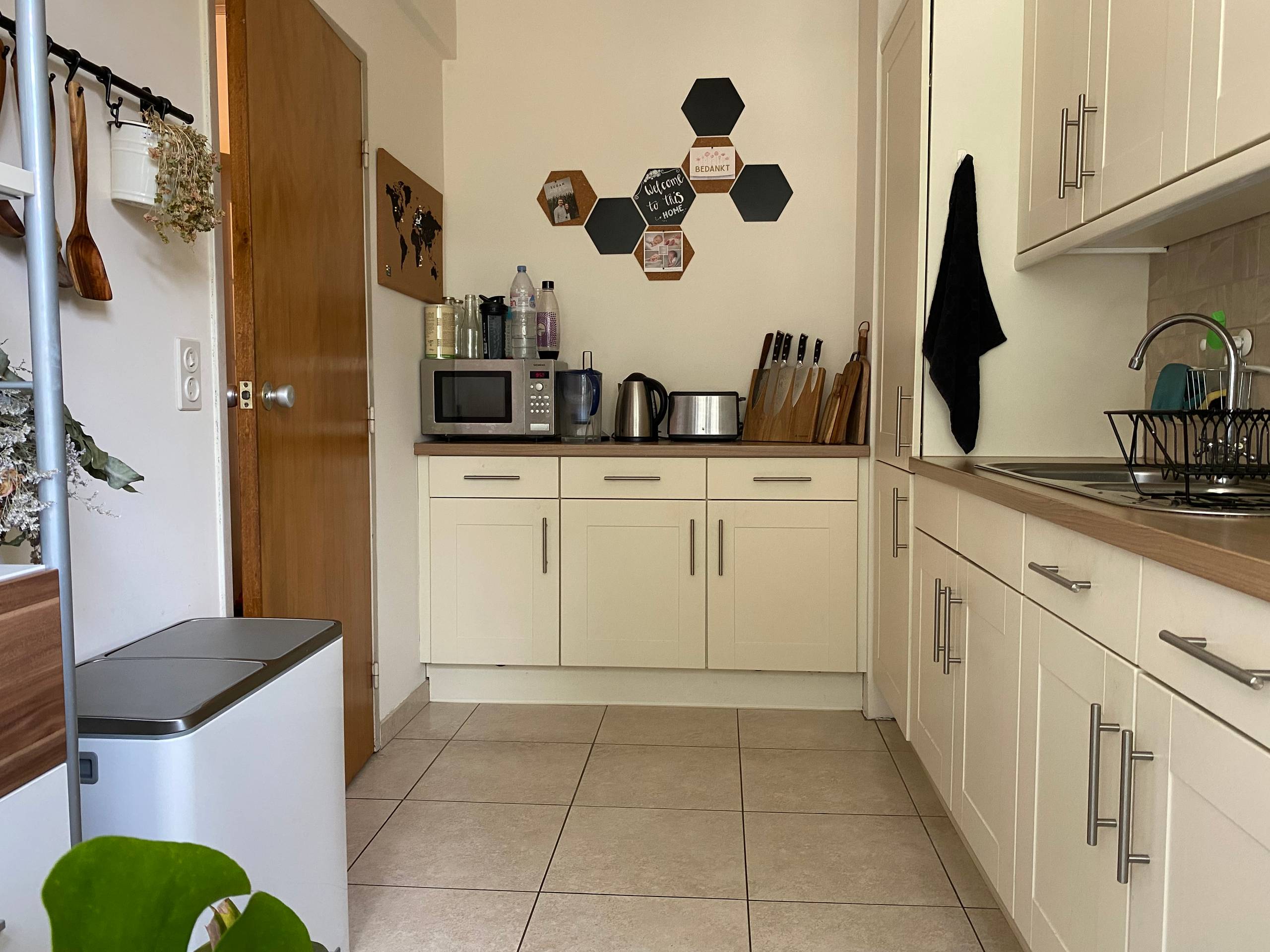 Centraal gelegen 2-slaapkamer app te huur in Mechelen - foto 4