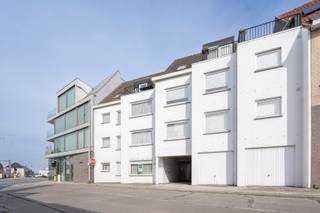 Op zoek naar een interessante eerste aankoop of een rendabele investering? Dit gelijkvloers appartement in Ingelmunster biedt heel wat potentieel!Bij...