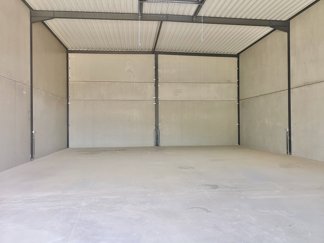 Recent bedrijfsgebouw van 216 m2 met 2 parkeerplaatsen voor 1.044 EUR/mnd excl BTW - foto 4