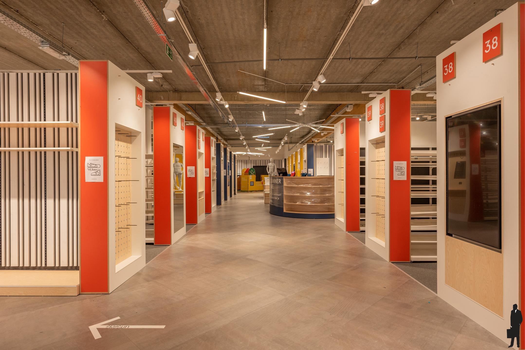 Multifunctioneel handelspand van 980 m² in Turnhout - foto 2