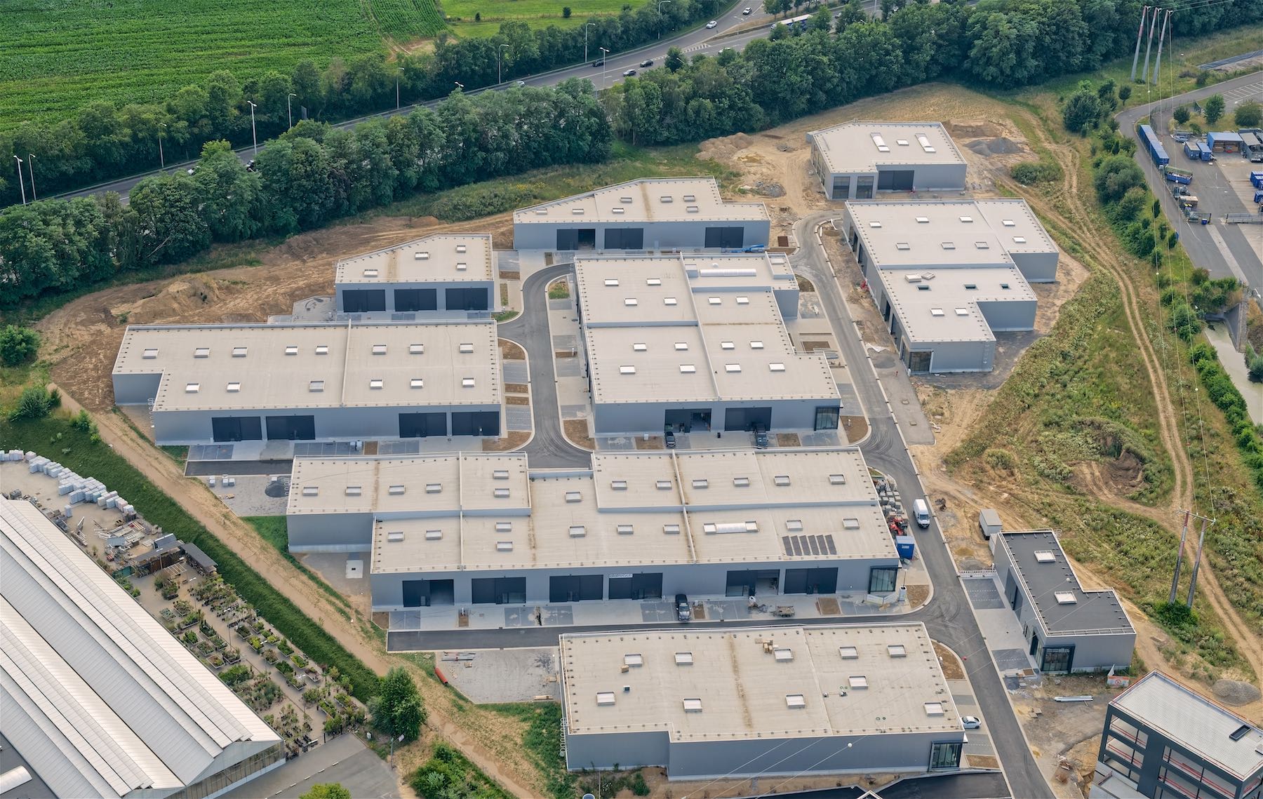 Unité PME 603 m² | Conditions exceptionnelles - photo 5