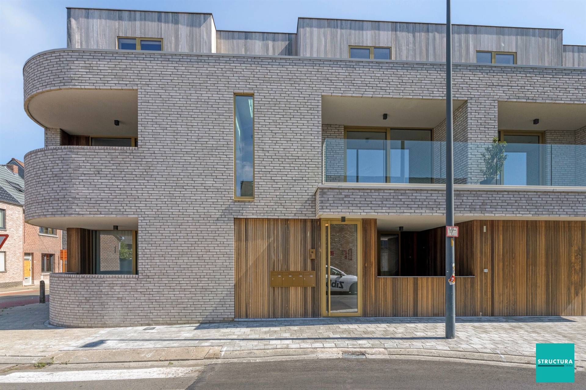 Nieuwbouwappartement met 2 kamers en 2 terrassen - foto 1