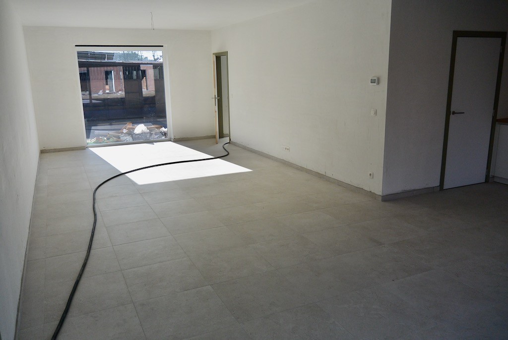 Nieuwbouwwoning in een nieuw woonproject met 3 slaapkamers ! - foto 3