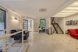 Een inspirerende locatie met vlotte bereikbaarheid tussen Antwerpen, Mechelen en Brussel. Klaar om je bedrijf hier te vestigen?Indeling:...