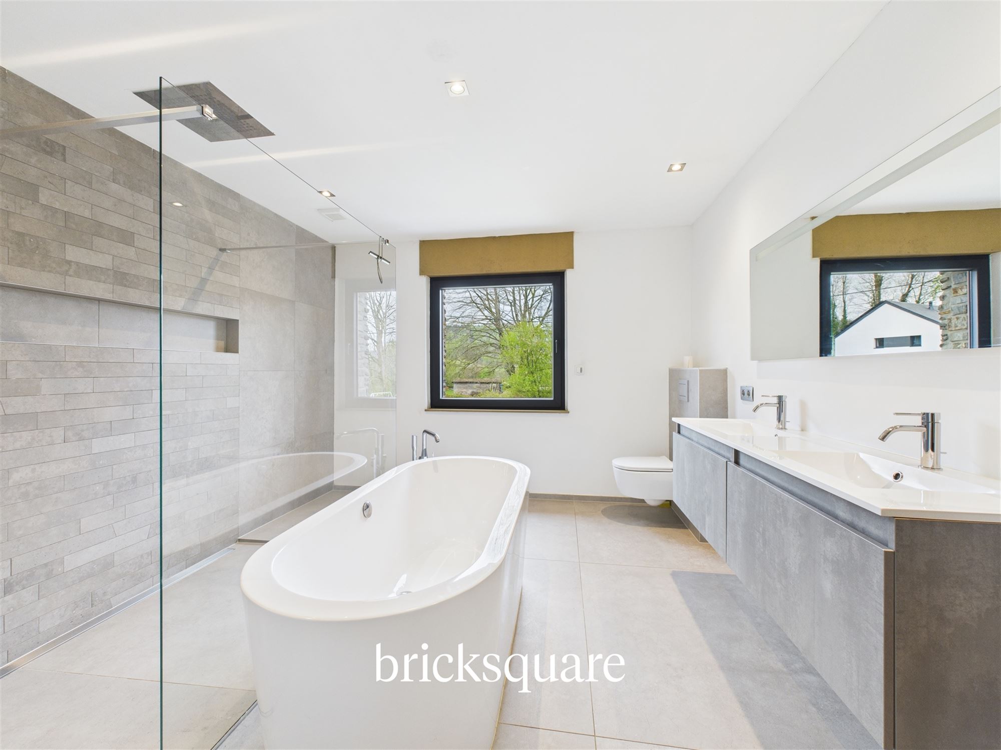 LÉGLISE : Charmante maison individuelle avec grand jardin et - photo 5