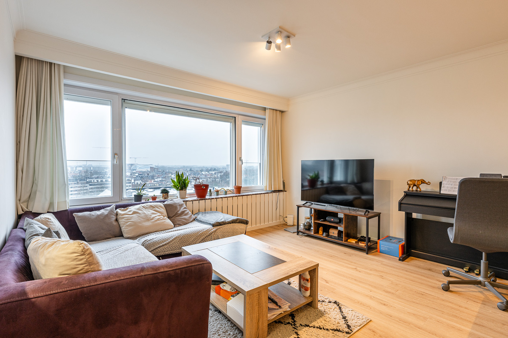 Karaktervol appartement met 2 slaapkamers, kelder en autostaanplaats - foto 5