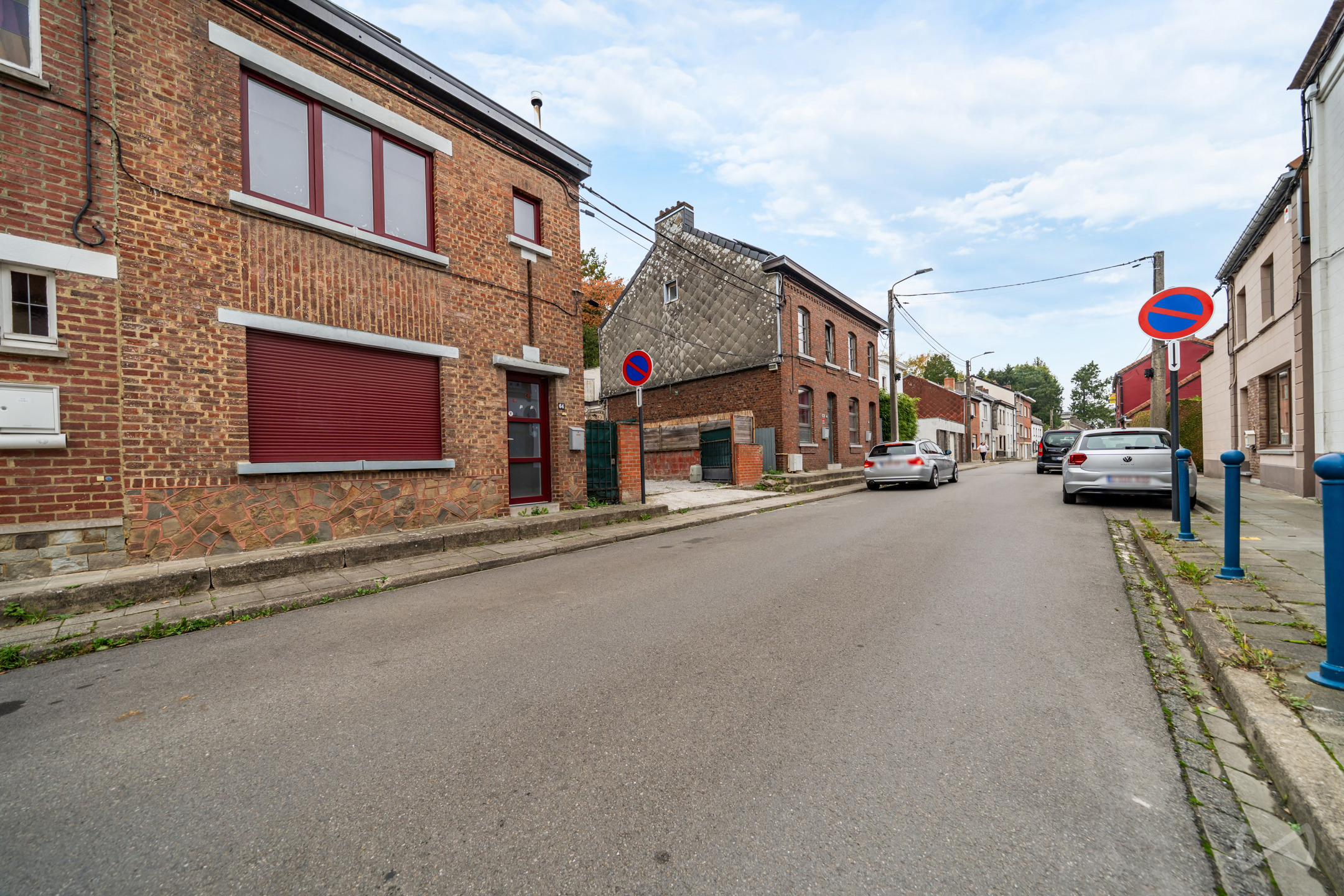 Huis te koop in Couillet met 3 slaapkamers - foto 1