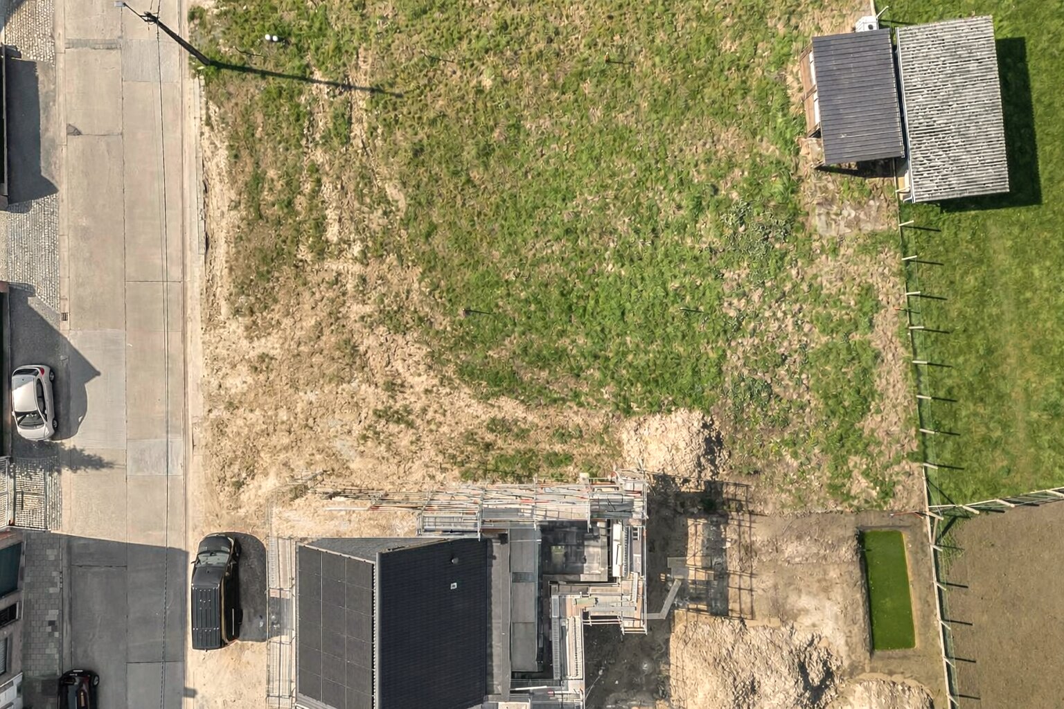 Goed gelegen bouwgrond voor gesloten bebouwing te Meerbeke - foto 3