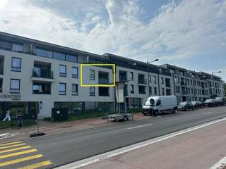 Dans un immeuble bien entretenu et récent de 2019, cet appartement spacieux et lumineux est idéalement situé à Haren (Bruxelles) à la frontière...