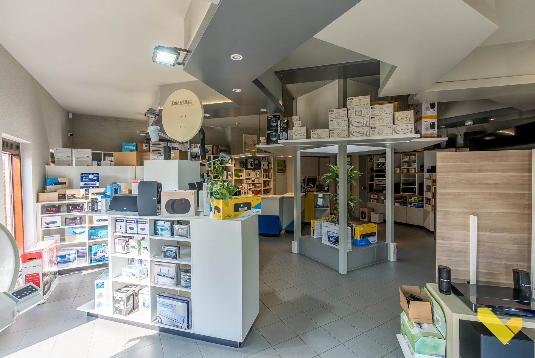 Gunstig gelegen handel met woonst - foto 5