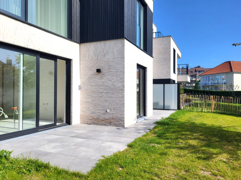 Spacious 2-bedroom flat - photo 1