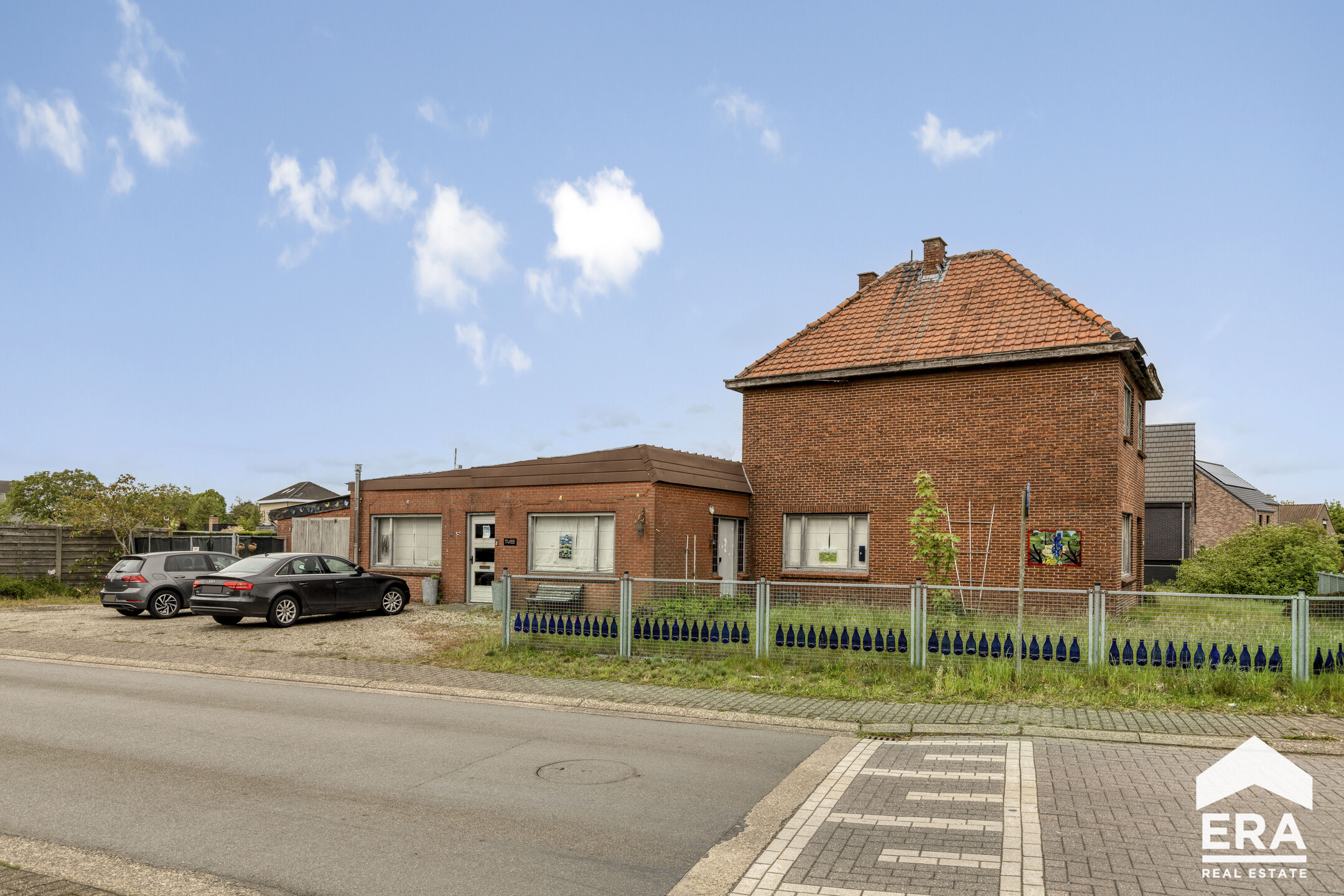 Te renoveren woning met grote schuur te koop in Lommel - foto 3