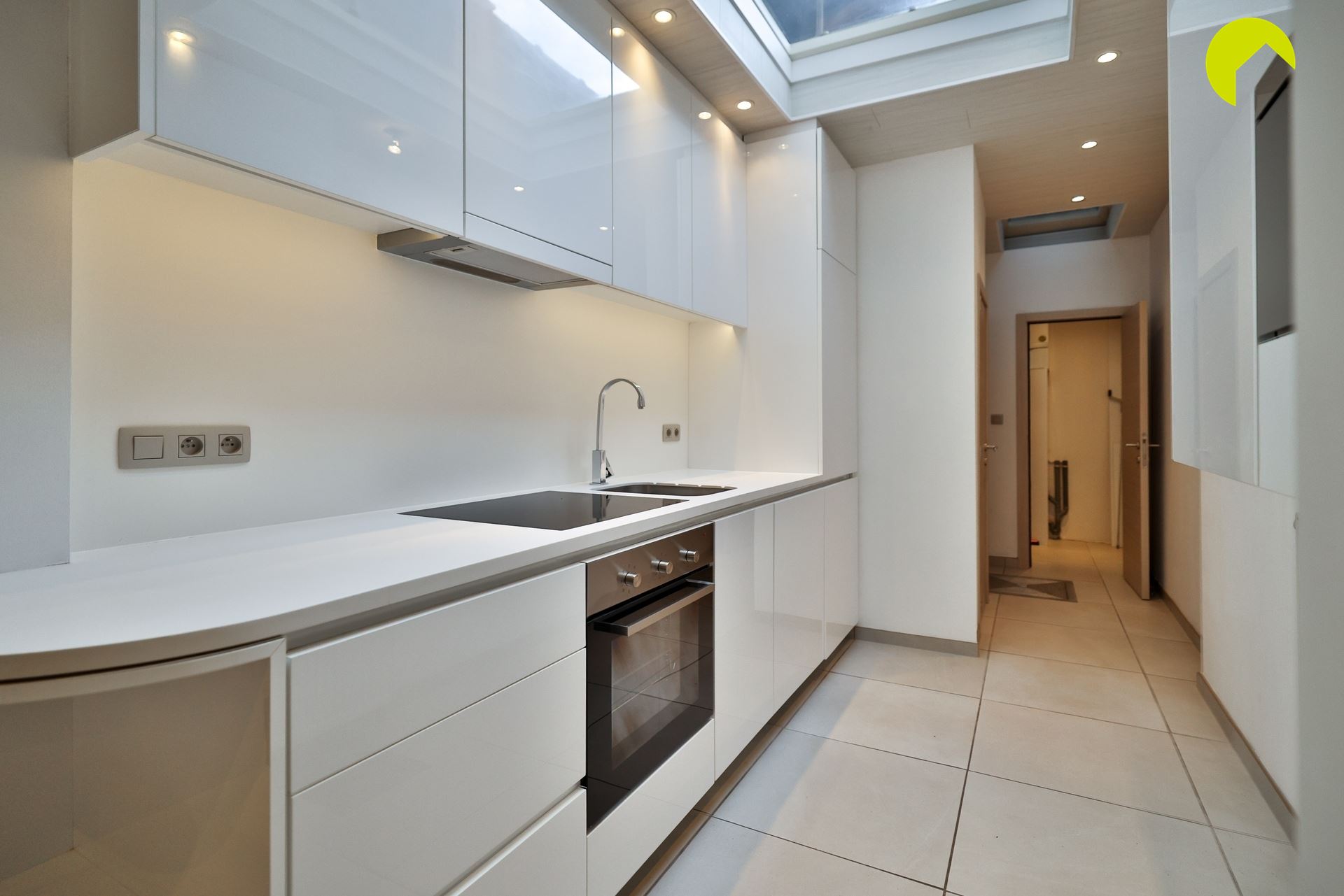 House - photo 5