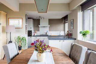 Zeer ruim en instapklaar appartement op de 7de verdieping van een residentieel gebouw 'Riverside Tower' met prachtig zicht over Schelde en...