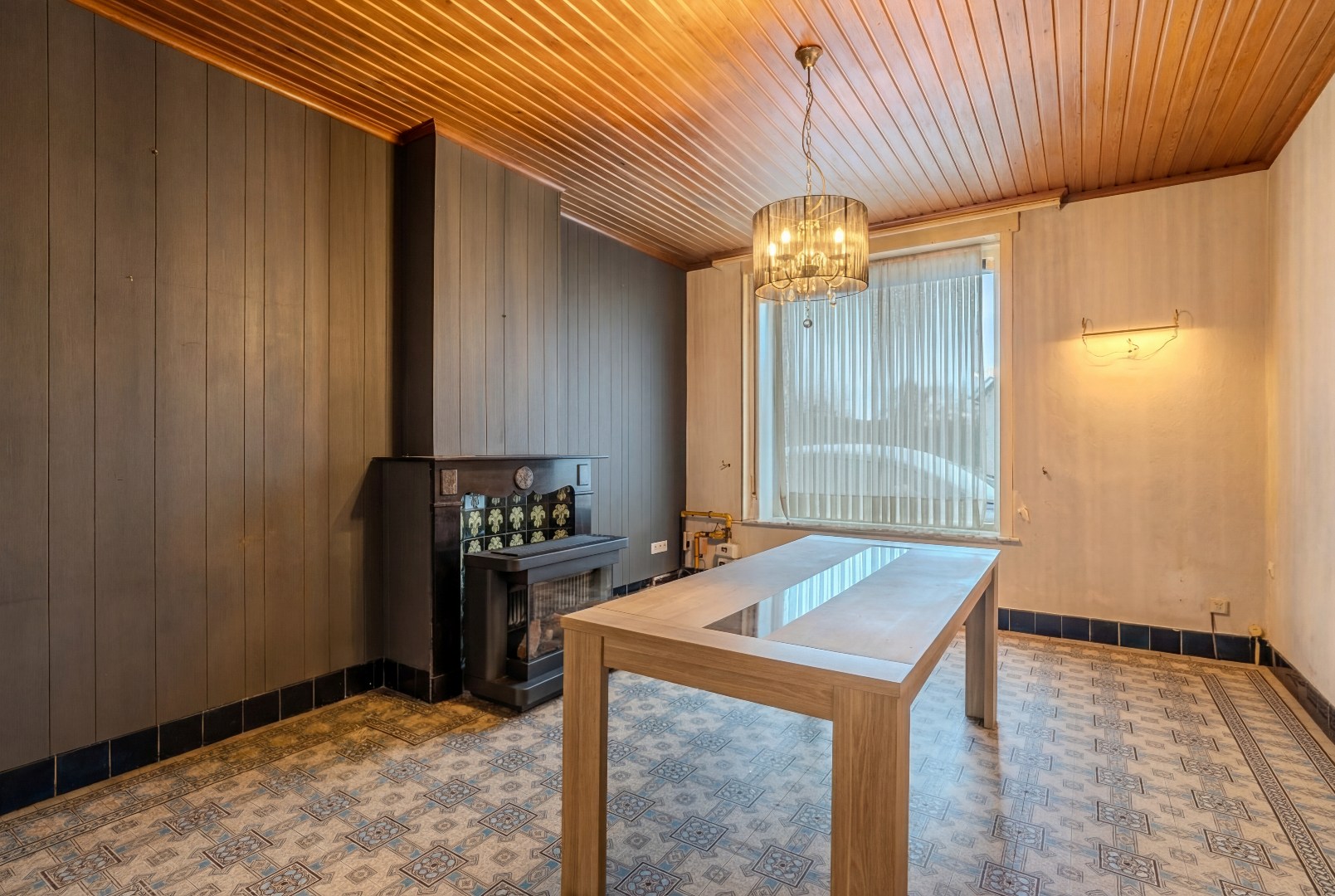 TE RENOVEREN WONING MET TUIN EN UITWEG - foto 4