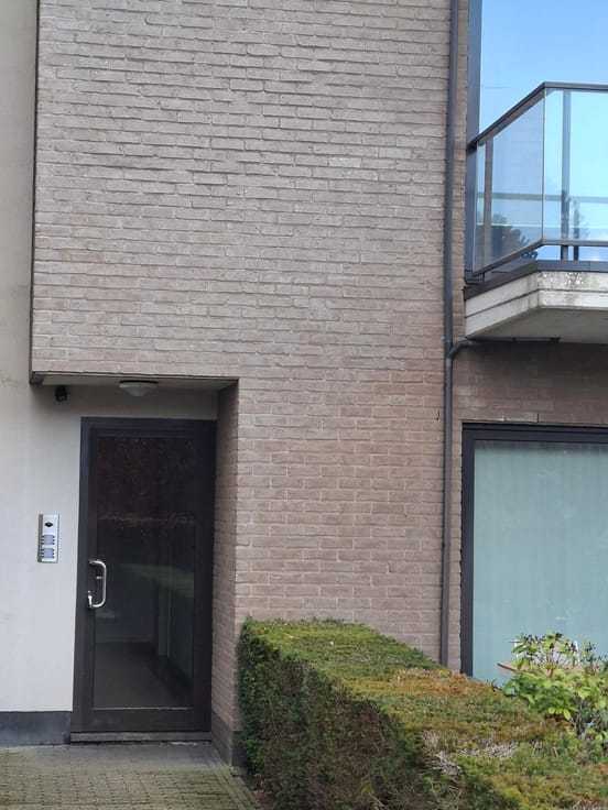 Appartement te koop in Wijnegem met 2 slaapkamers - foto 2