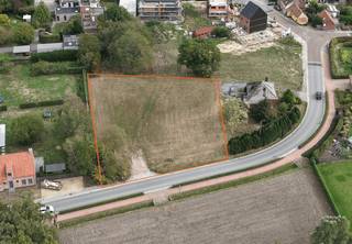 Ontdek deze prachtig gelegen bouwgrond in de Vooruitgangstraat te Ruisbroek, een perfecte plek om jouw droomwoning te realiseren. Dit perceel...