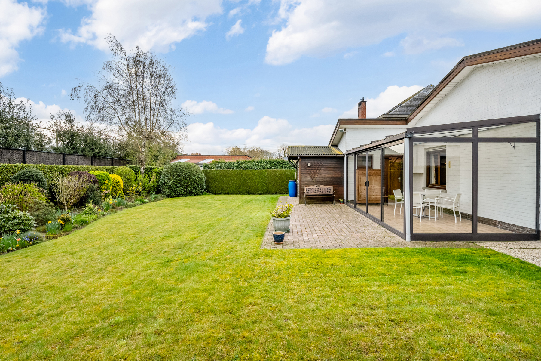 Te koop Drongen: bungalow met garage en tuin! - foto 1