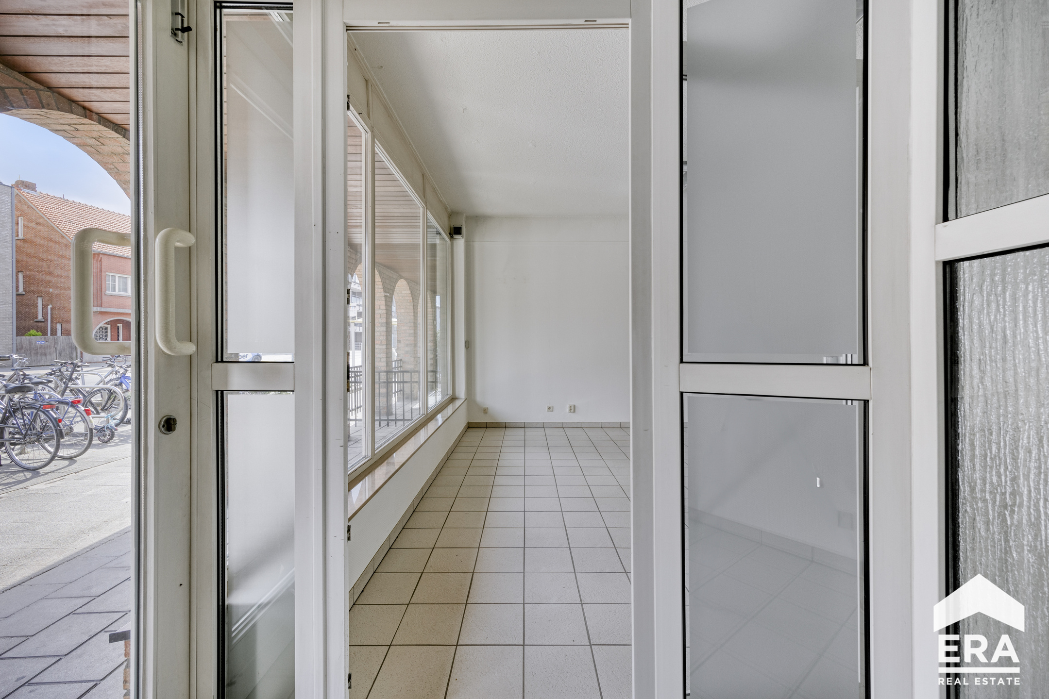 Commercial à louer à Lommel - photo 3