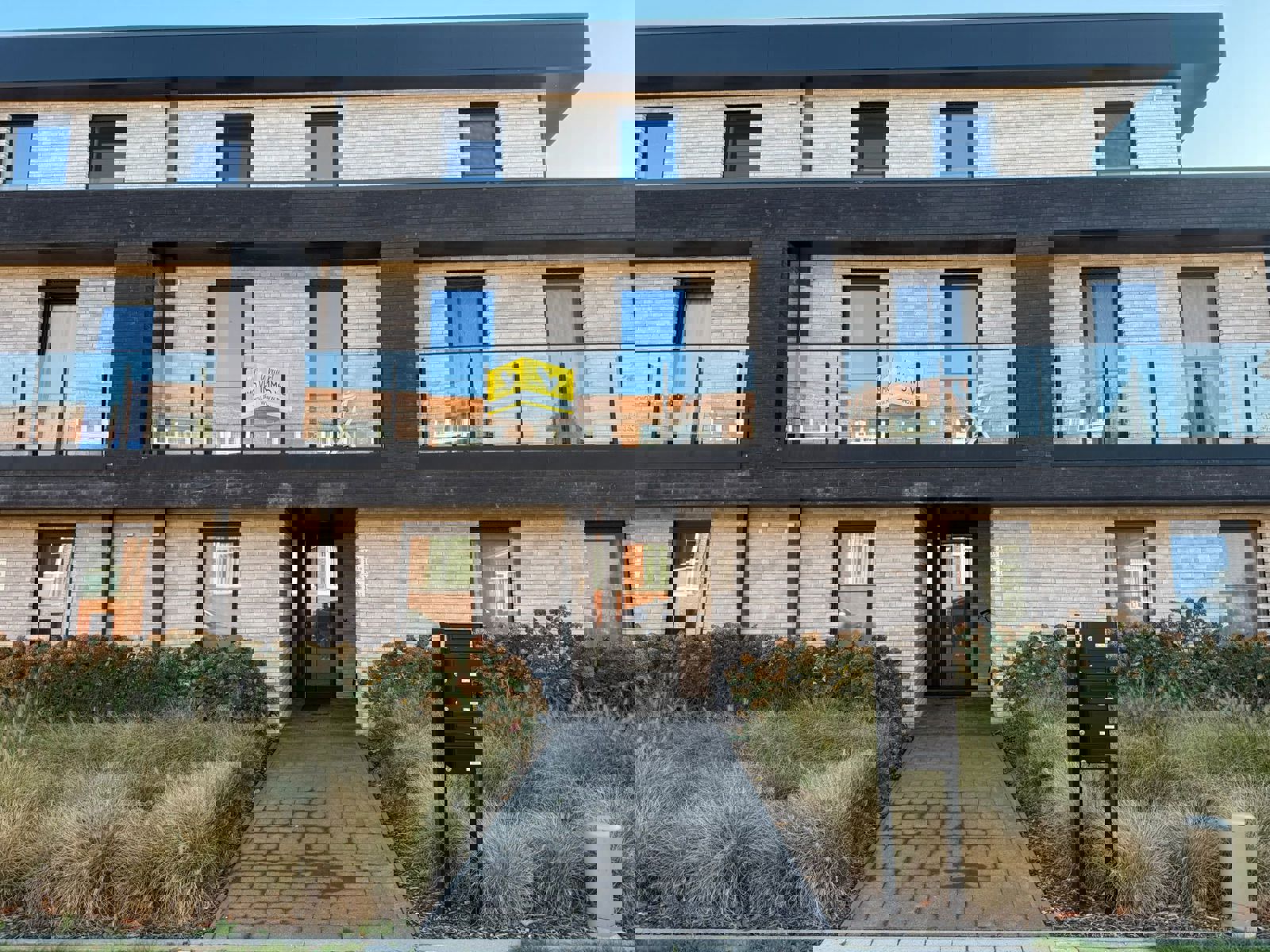 Prachtig nieuwbouw appartement met 2 ondergrondse autostaanplaatsen - foto 1