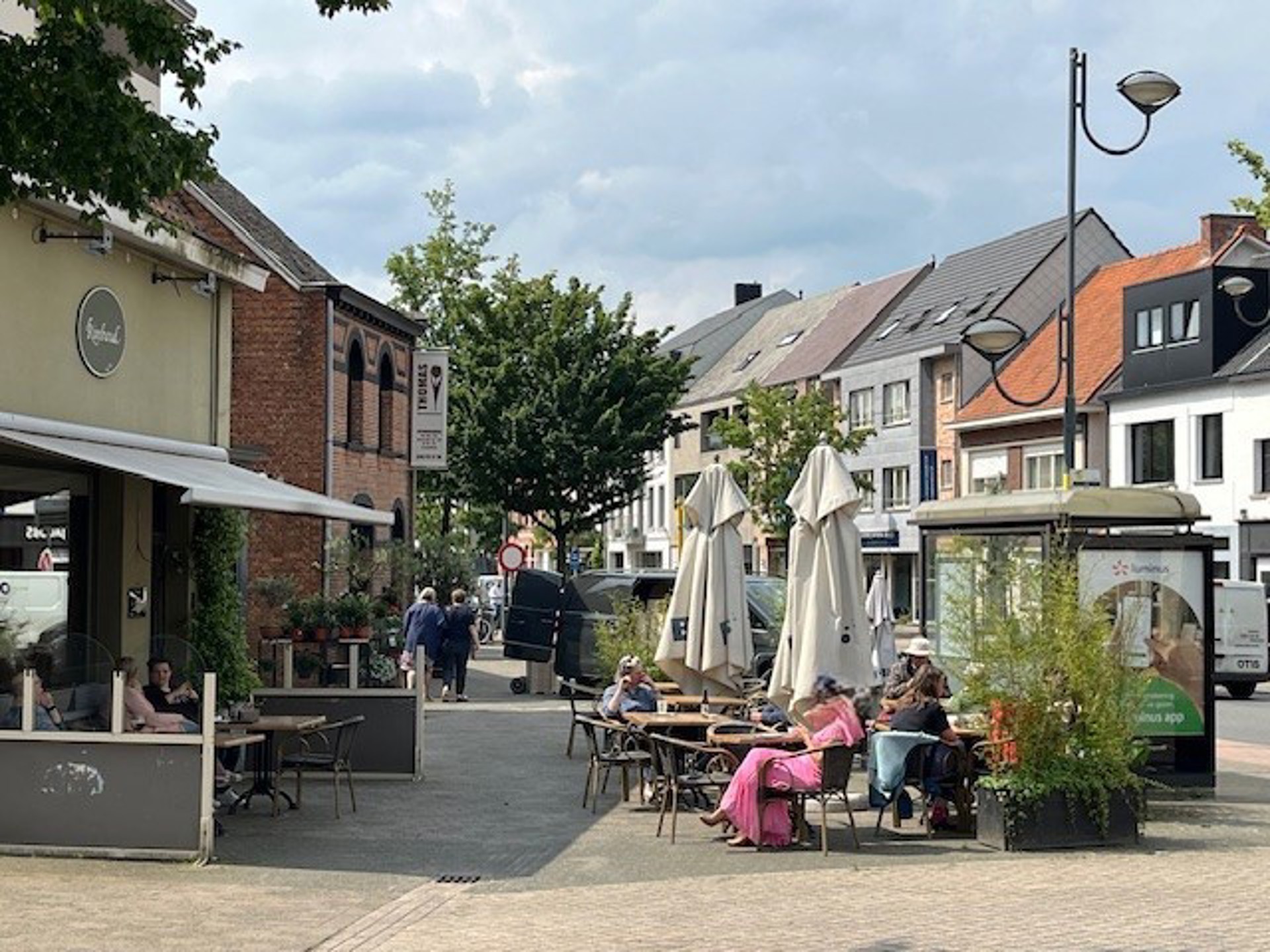 Ideaal gelegen handelspand in centrum - foto 4