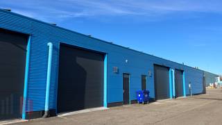 Strategisch gelegen magazijn van 290 m² te huur bij de op- en afrit 21 Herentals-Industrie van de E313, in Industriepark ‘Klein Gent’.De loods is...