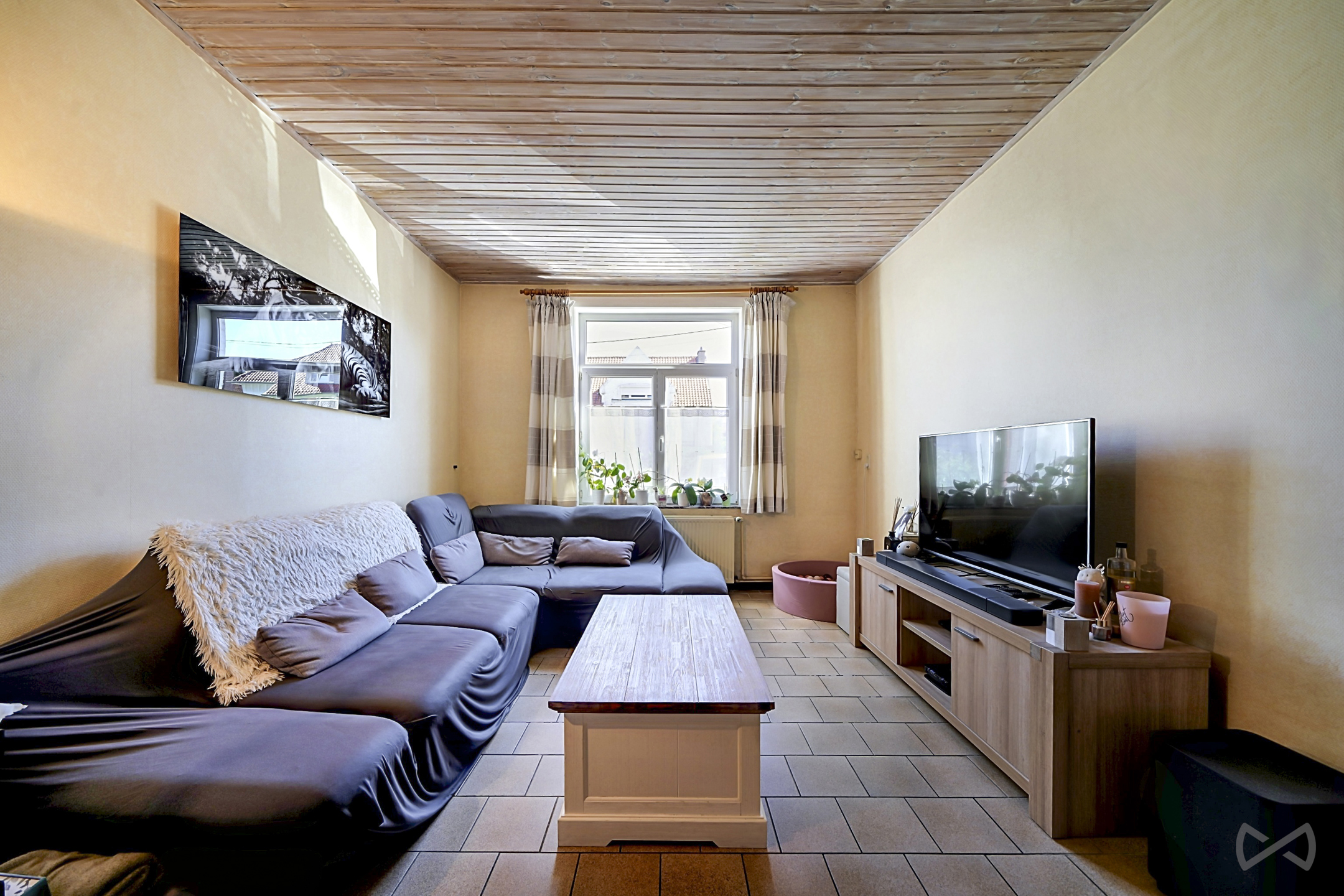 Maison 3 chambres + bureau avec piscine - foto 3