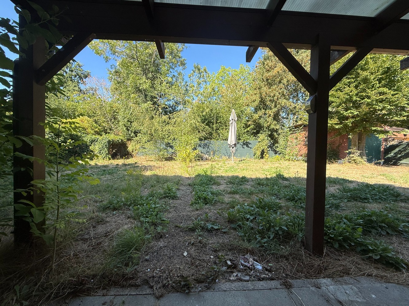 Halfopen bebouwing met 4 slaapkamers, garage en zonnige tuin - foto 4