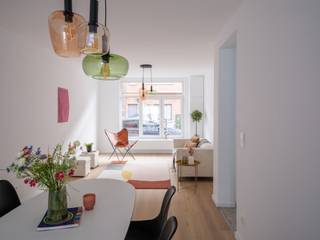 Recent gerenoveerde woning in Jos Verdergemstraat 105!Mobiscore: 9,3/10 – TOP liggingEPC-score: BDeze volledig gerenoveerde woning (2025) bevindt...