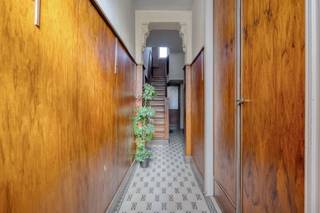 <p><span><span>House to renovate in the center of Willebroek, within walking distance of stores, schools and public transport. This house comprises on the ground floor a living room, a dining room with an adjoining kitchen opening onto the  garden and a bathroom. On the first and second floor there are two bedrooms each. In addition, the house has a practical outdoor storage room. An ideal home with lots of potential in a prime location.</span></span></p>