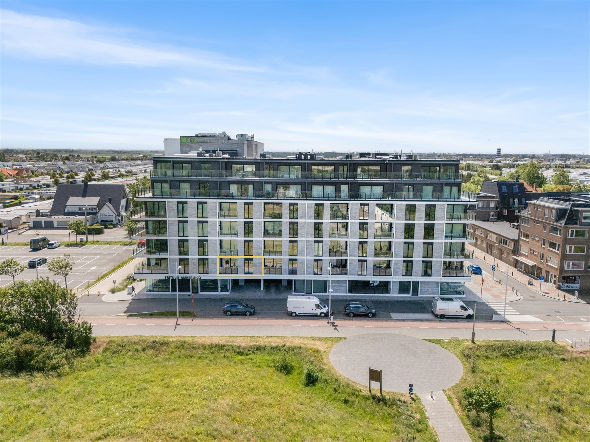 Apartment for sale in Bredene with 2 bedrooms - photo 2