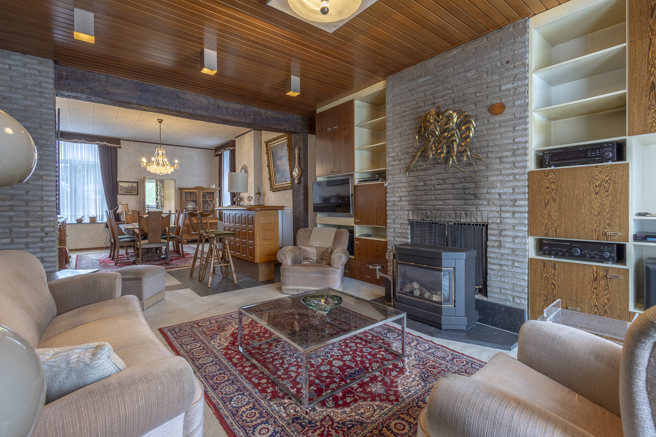Large and charming townhouse with outbuilding in Itterbeek. - photo 3