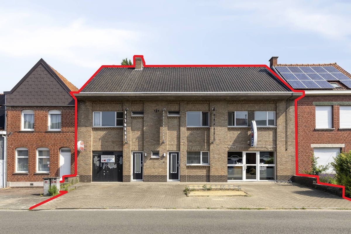 Handelspand met appartement te koop in Gullegem. - foto 1