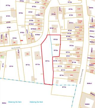 Ontdek deze prachtige bouwgrond van maar liefst 23a 29ca, gelegen in een rustige en verzorgde woonomgeving in het landelijke Heers.<br /><br />Het perceel grond is niet gelegen in een goedgekeurde verkaveling waardoor er dus geen vaste bouwvoorschriften gelden. De bebouwing dient in harmonie te zijn met de omgeving.<br /><br />Kenmerken:<br />- Oppervlakte volgens kadaster: 23a 29ca<br />- Perceelbreedte voorzijde straatkant: ca. 21,5m<br /><br />Deze locatie biedt de perfecte balans tussen privacy, rust en bereikbaarheid. Ideaal voor wie op zoek is naar een plek om een vrijstaande woning te bouwen op een ruim perceel met tal van mogelijkheden.