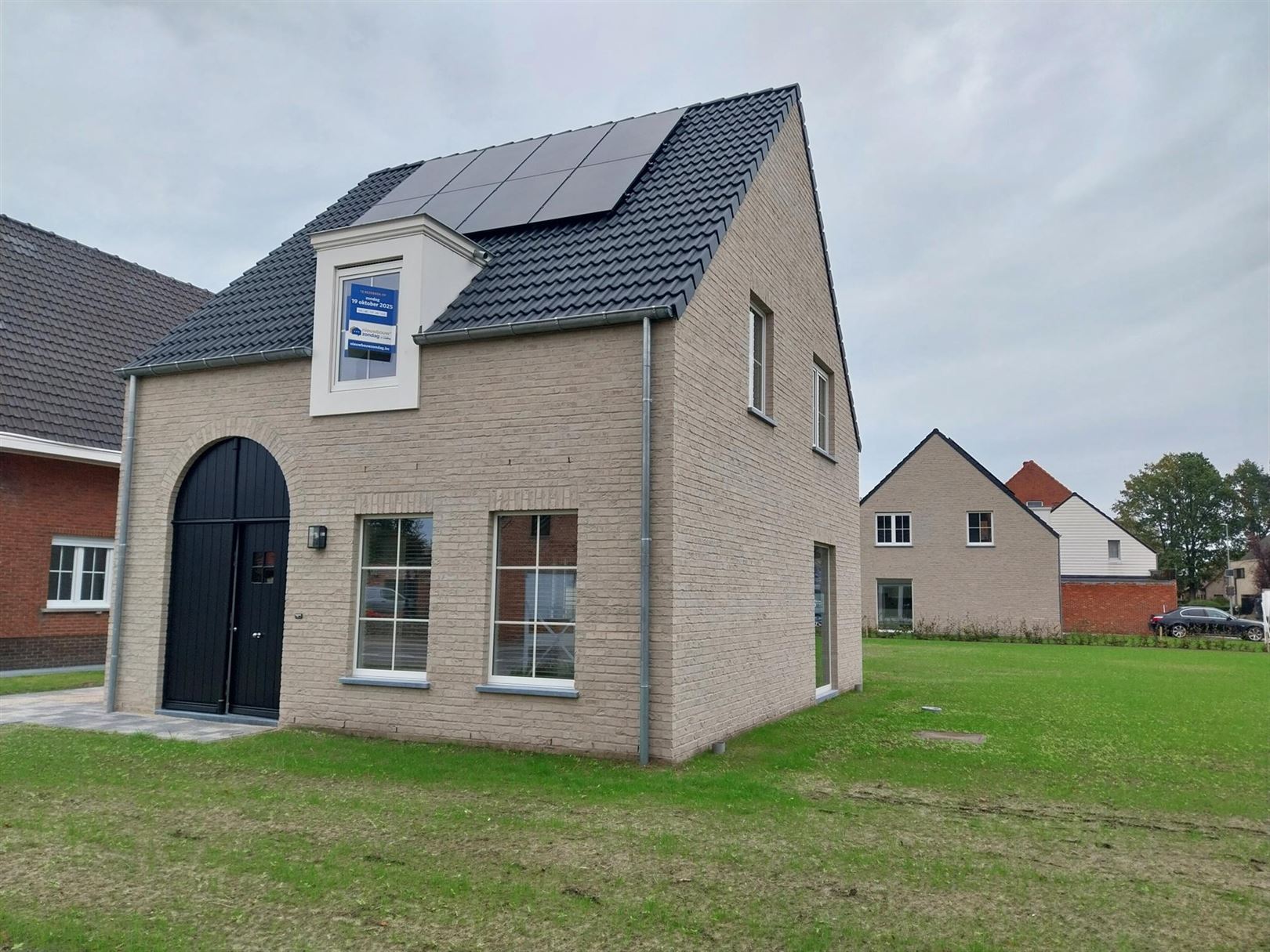 House for sale in Mol with 3 bedrooms - photo 2