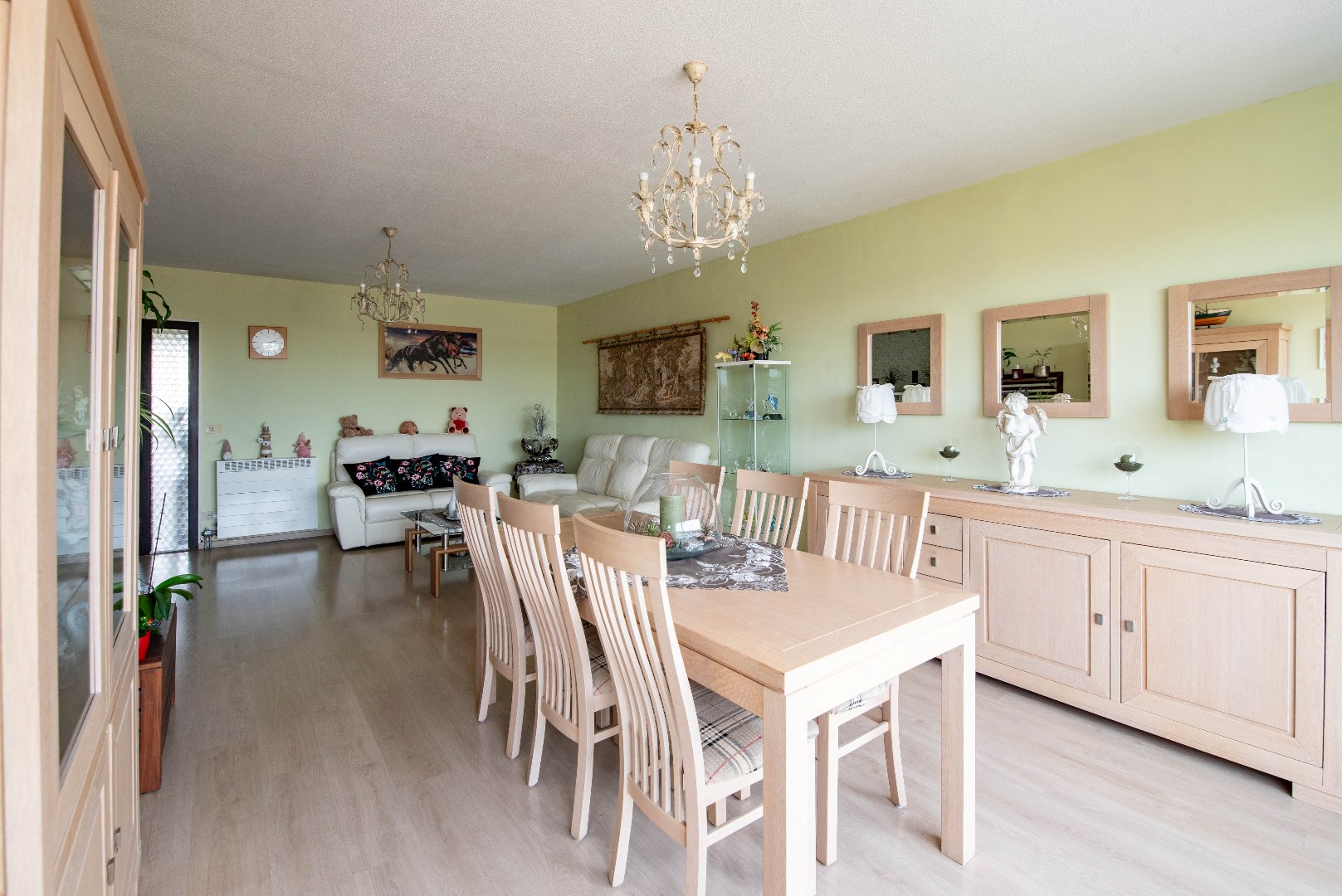 Ruim appartement met 2 slk, terras en garagebox - foto 5